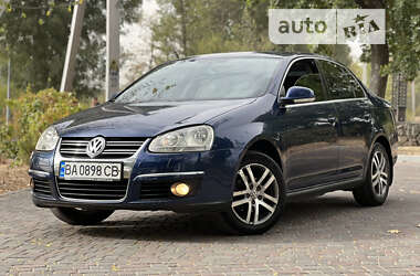 Седан Volkswagen Jetta 2006 в Кропивницькому