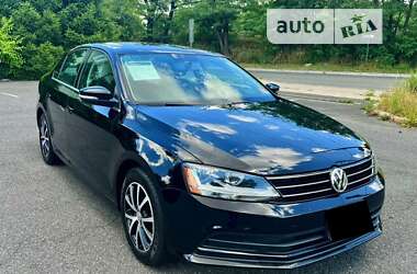 Седан Volkswagen Jetta 2017 в Львові