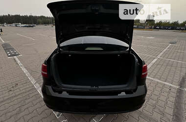 Седан Volkswagen Jetta 2017 в 