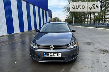 Седан Volkswagen Jetta 2012 в Одесі