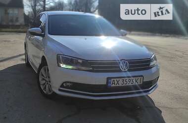 Седан Volkswagen Jetta 2016 в Полтаве