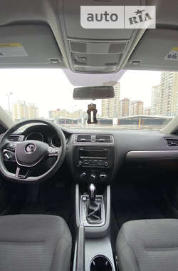 Седан Volkswagen Jetta 2014 в Києві