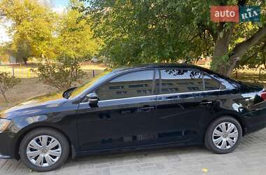 Седан Volkswagen Jetta 2016 в Харькове