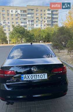 Седан Volkswagen Jetta 2016 в Харькове