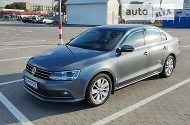 Седан Volkswagen Jetta 2016 в Одессе