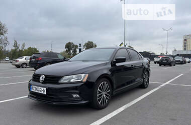 Седан Volkswagen Jetta 2016 в Киеве