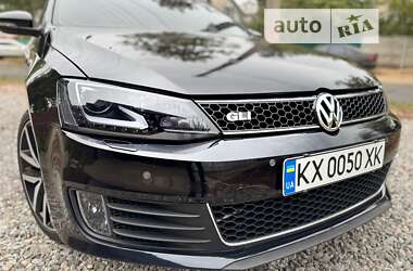 Седан Volkswagen Jetta 2013 в Харькове