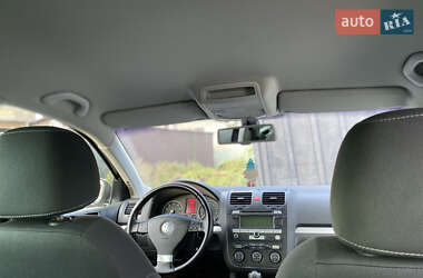 Седан Volkswagen Jetta 2008 в Володимирці