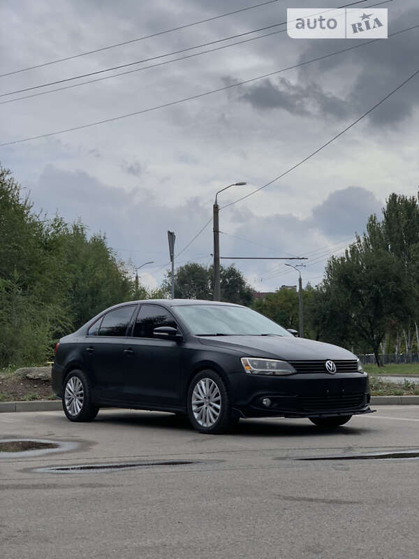 Volkswagen Jetta 2011