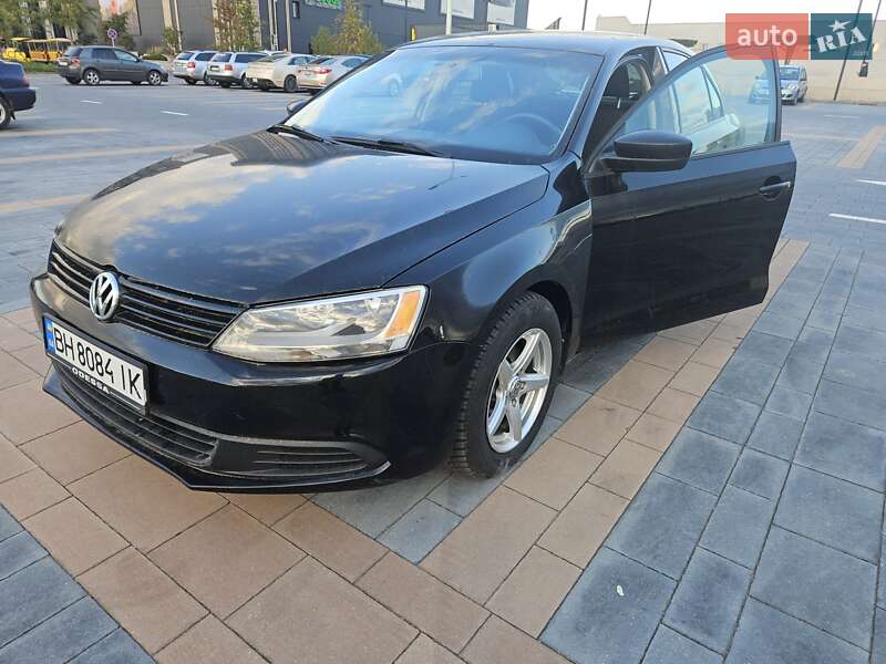 Седан Volkswagen Jetta 2013 в Одесі