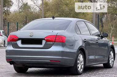 Седан Volkswagen Jetta 2012 в Запорожье