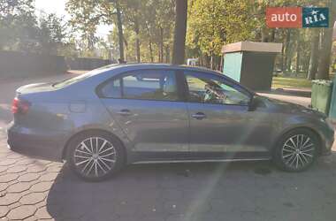 Седан Volkswagen Jetta 2016 в Ирпене