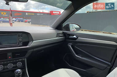 Седан Volkswagen Jetta 2020 в Вінниці