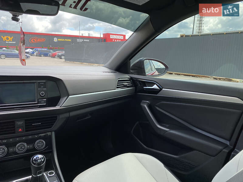 Седан Volkswagen Jetta 2020 в Вінниці