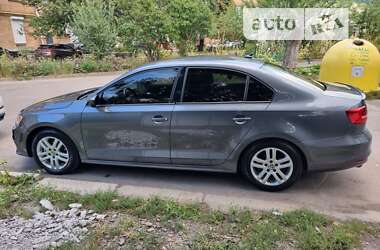 Седан Volkswagen Jetta 2014 в Києві