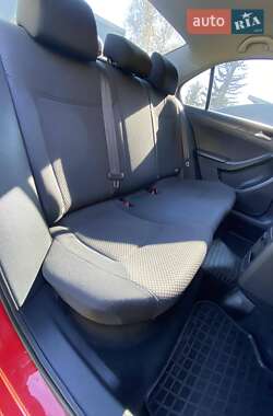 Седан Volkswagen Jetta 2014 в Броварах