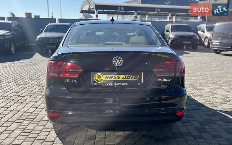 Седан Volkswagen Jetta 2013 в Мукачево