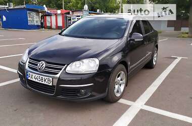 Седан Volkswagen Jetta 2008 в Харькове