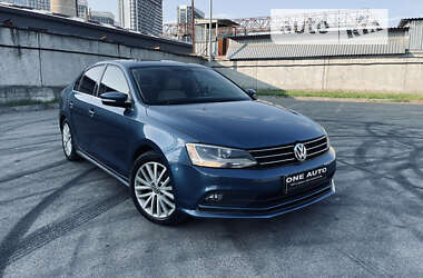 Седан Volkswagen Jetta 2014 в Киеве