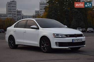 Седан Volkswagen Jetta 2014 в Харкові