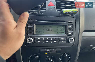 Седан Volkswagen Jetta 2006 в 