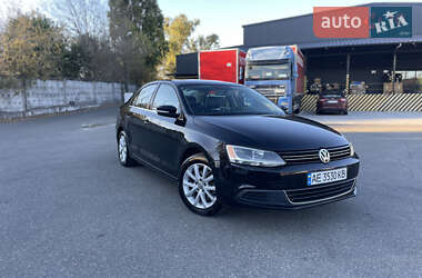 Седан Volkswagen Jetta 2013 в Києві