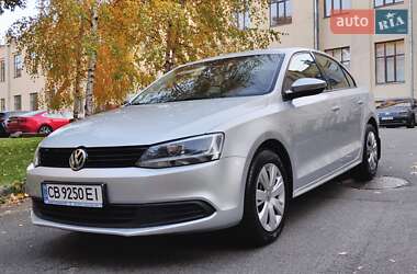 Седан Volkswagen Jetta 2014 в Києві