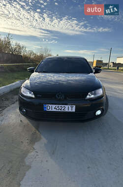 Седан Volkswagen Jetta 2011 в Львове