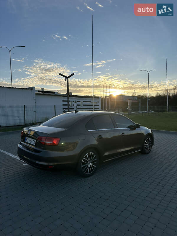 Седан Volkswagen Jetta 2014 в Львові фото 7 Седан Volkswagen Jetta 2014 в Львові