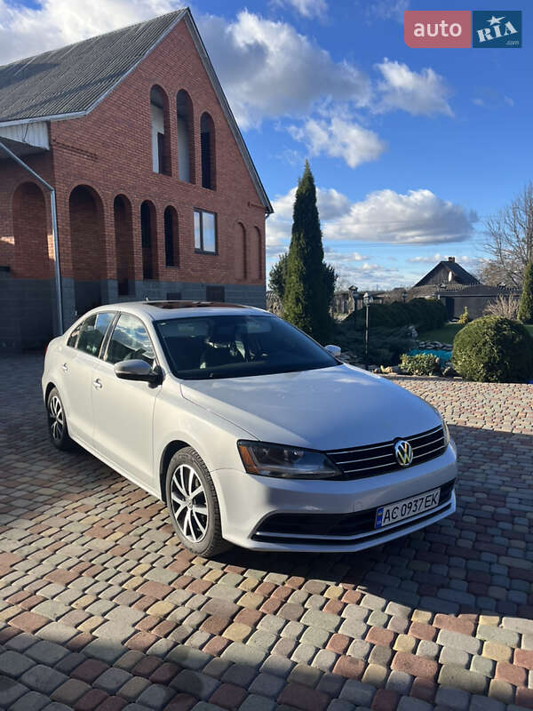 Седан Volkswagen Jetta 2017 в Луцьку