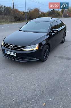 Седан Volkswagen Jetta 2016 в Киеве