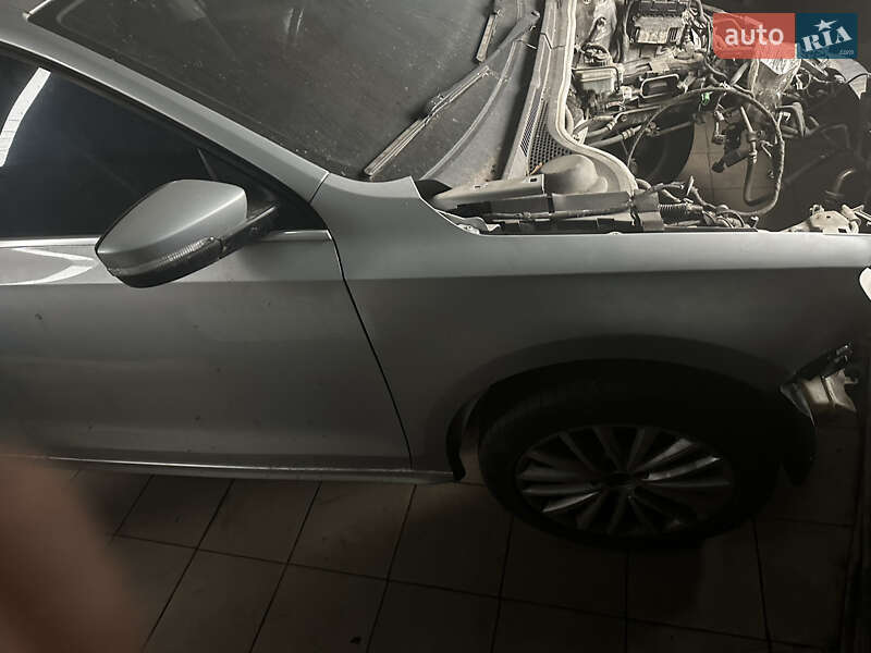 Седан Volkswagen Jetta 2011 в Києві