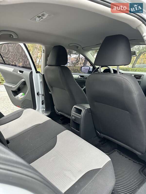 Седан Volkswagen Jetta 2017 в Киеве