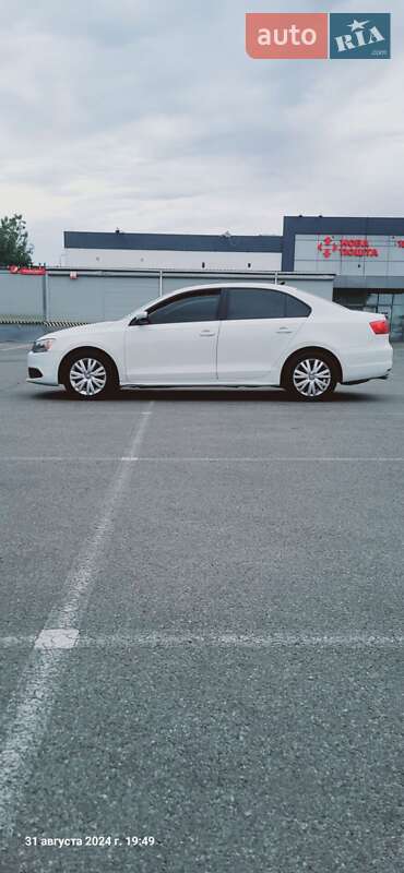 Седан Volkswagen Jetta 2014 в Киеве