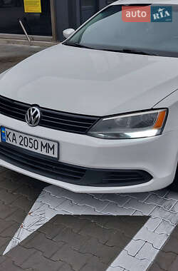 Седан Volkswagen Jetta 2013 в Киеве