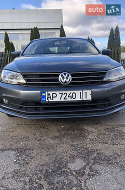 Седан Volkswagen Jetta 2016 в Запоріжжі