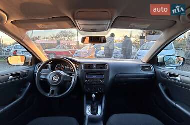 Седан Volkswagen Jetta 2014 в Одесі