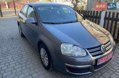 Седан Volkswagen Jetta 2007 в Луцке