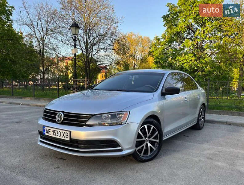 Volkswagen Jetta 2015
