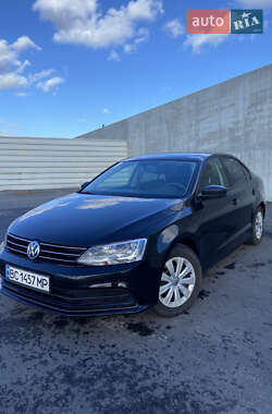 Седан Volkswagen Jetta 2016 в Львове