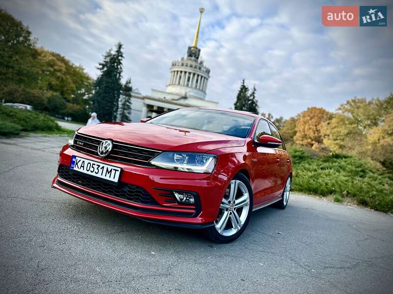 Седан Volkswagen Jetta 2017 в Киеве