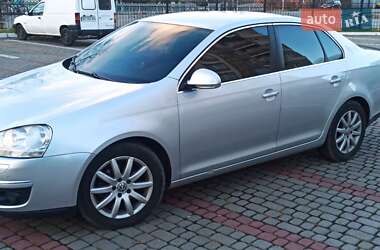 Седан Volkswagen Jetta 2010 в Богородчанах