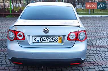 Седан Volkswagen Jetta 2010 в Богородчанах