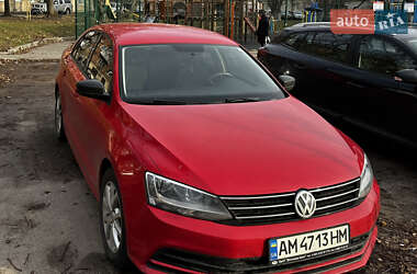 Седан Volkswagen Jetta 2015 в Житомире