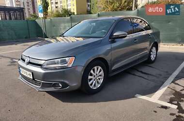 Седан Volkswagen Jetta 2013 в Киеве