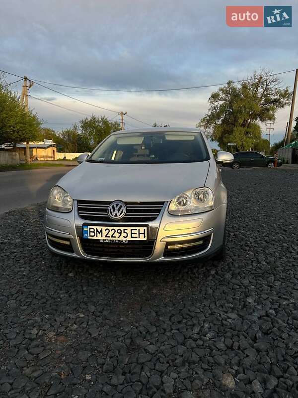 Седан Volkswagen Jetta 2006 в Києві