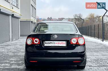 Седан Volkswagen Jetta 2006 в Хмельницком