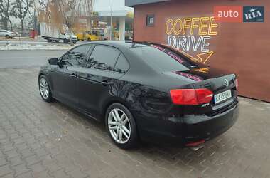 Седан Volkswagen Jetta 2014 в Киеве