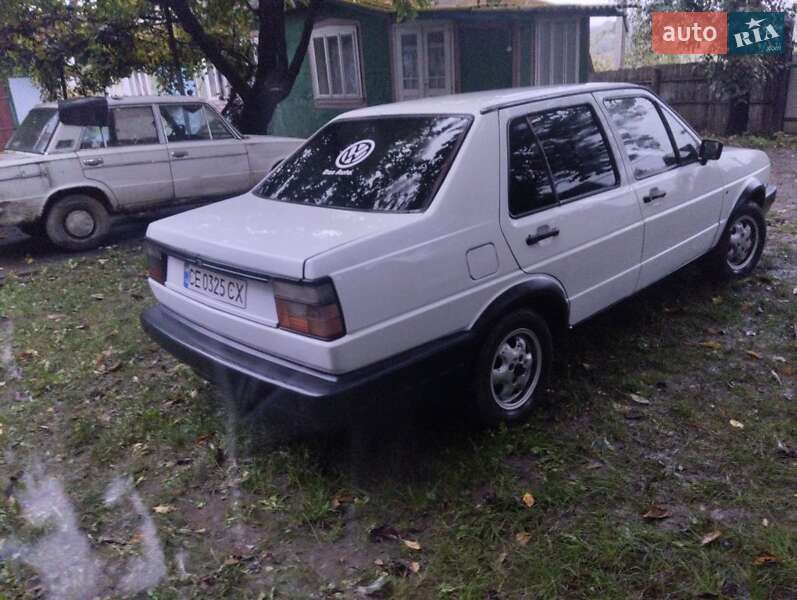 Седан Volkswagen Jetta 1985 в Зарожанах