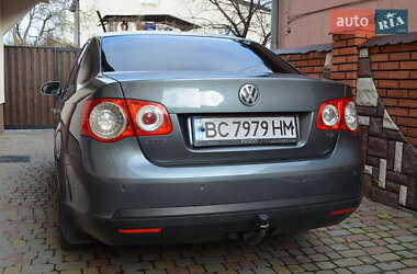 Седан Volkswagen Jetta 2009 в Львове